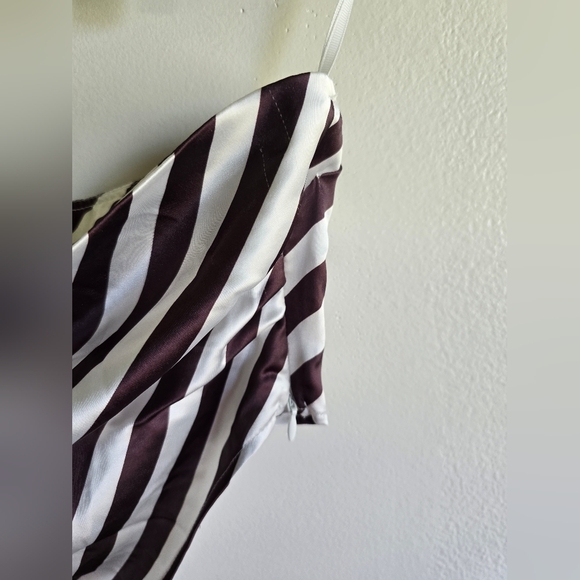 4th & Reckless (sold at ASOS), Bandeau Satin Scarf Top, Cream/Brown, Size Small - Picture 7 of 11